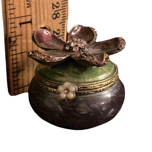 Jay Strongwater Flower Trinket Box - Picture 13 of 13